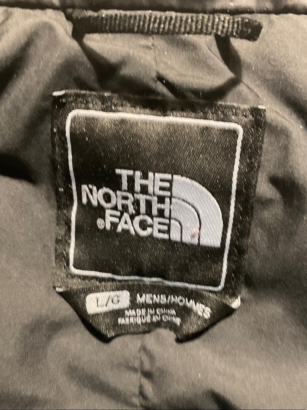 The North Face 700 Black Men's Quilted Down Puffer Jacket sz L - Picture 6 of 6